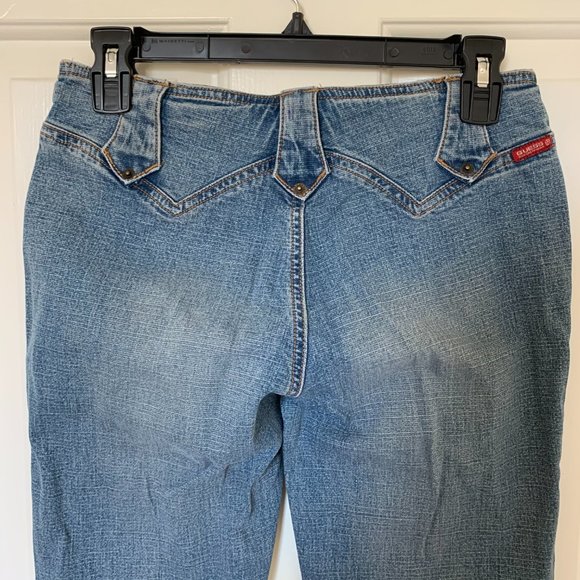 Guess Light Blue Washed Look Jeans - Picture 6 of 7